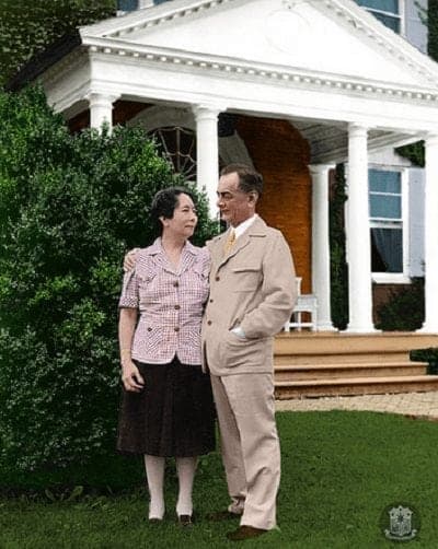 President Manuel Quezon with First Lady Aurora Aragon Quezon