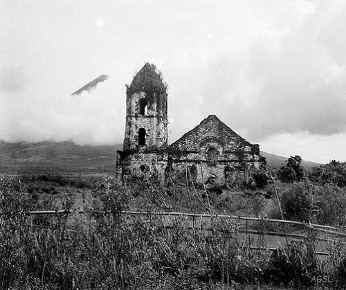 Cagsawa Church