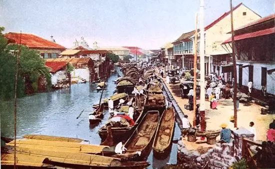 19th century marketplace along Tetuan Street in Manila