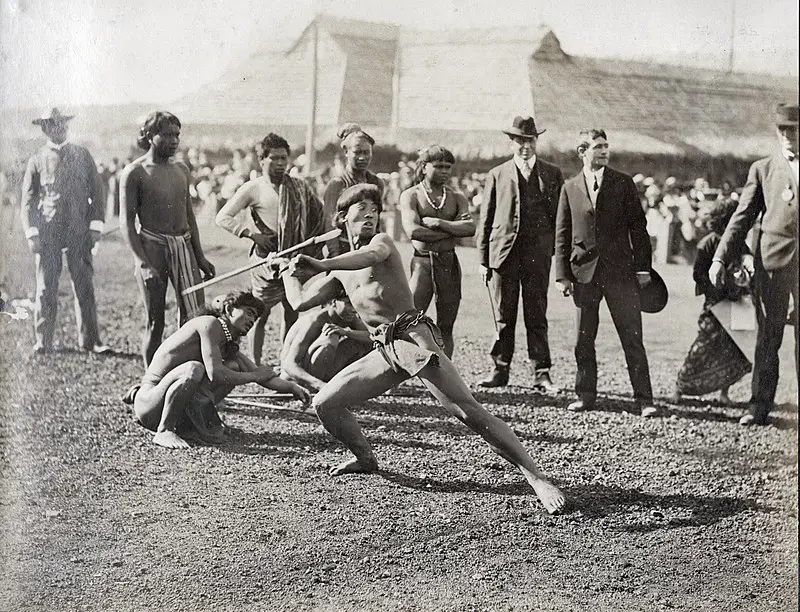 Igorots put on a spear-throwing contest show for the visitors of the St. Louis World’s Fair.