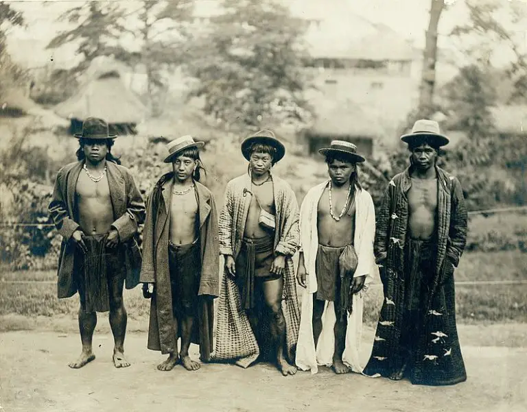 Igorok Igorot Headhunters Inside America's Human Zoos: The Untold Dark Story ...
